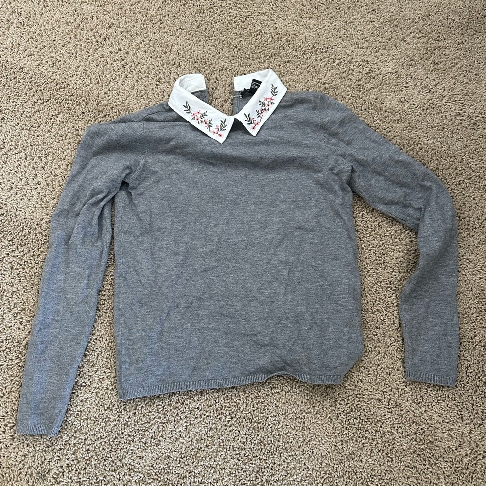 Gray Sweater with Embroidered Collar